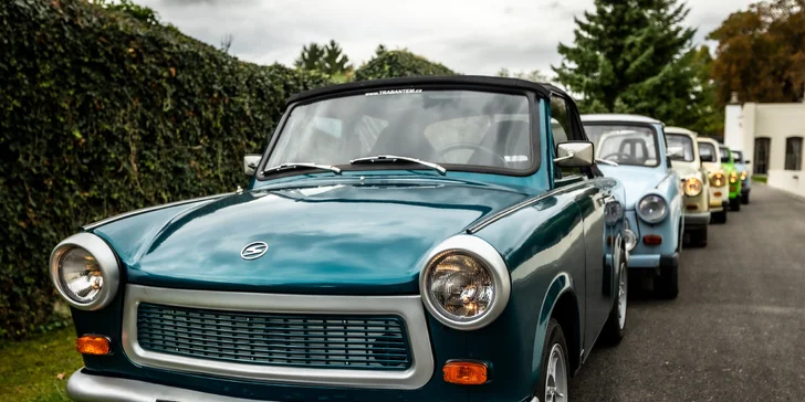 Zpátky do historie: zapůjčení Trabanta na 3 hod. a model Trabanta na památku