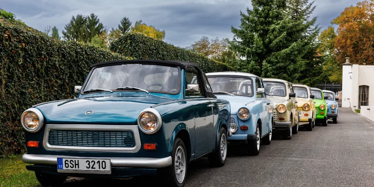 Zpátky do historie: zapůjčení Trabanta na 3 hod. a model Trabanta na památku