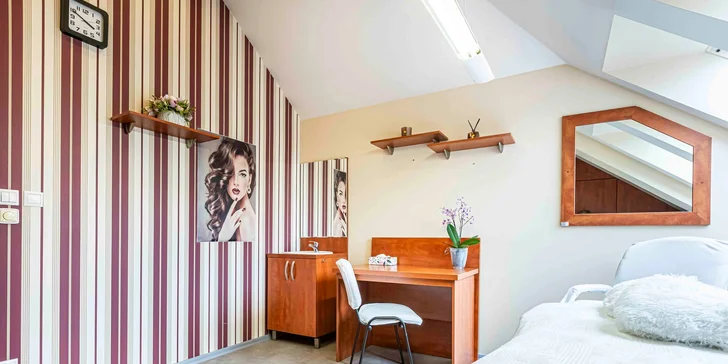 Mezoterapie s kyselinou hyaluronovou proti vráskám, striím i akné, BB Glow nebo podpora růstu vlasů