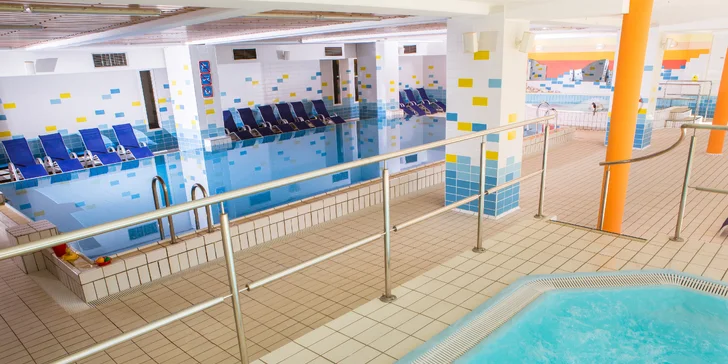 Julské Alpy: hotel Kompas**** u sjezdovky, třídenní skipas, polopenze i vstup do vodního parku