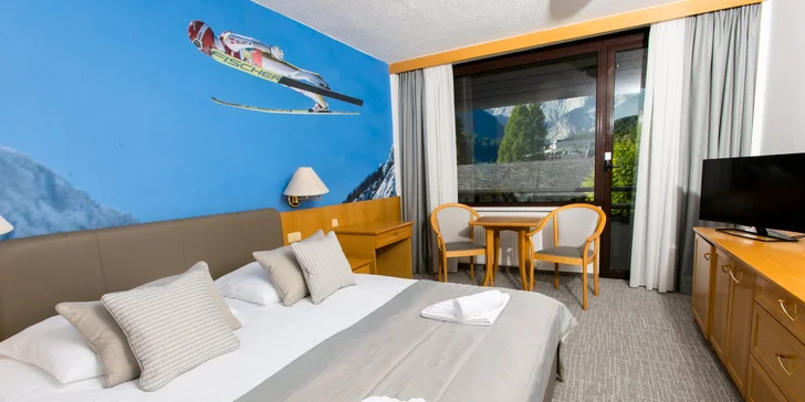 Julské Alpy: hotel Kompas**** u sjezdovky, třídenní skipas, polopenze i vstup do vodního parku