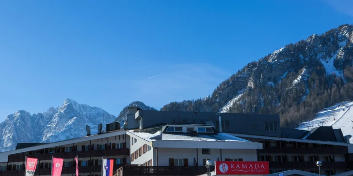 Na lyže do Slovinska: Ramada Resort**** u sjezdovky, skipas na 3 dny, polopenze i wellness