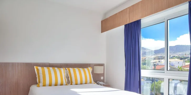 Portugalský ostrov Porto Santo: 3* hotel Praia Dourada přímo u pláže, bazén, snídaně a letenky