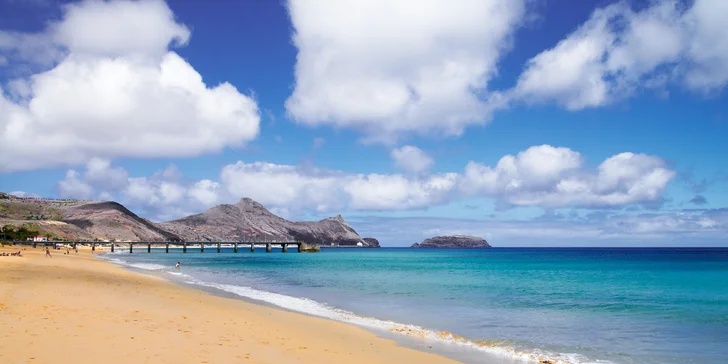 Portugalský ostrov Porto Santo: 3* hotel Praia Dourada přímo u pláže, bazén, snídaně a letenky