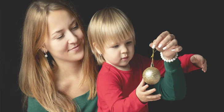Vánoční focení: ateliér v centru Českých Budějovic, 3-5 profesionálně upravených fotek