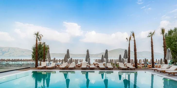Dovolená v Albánii na Jónském pobřeží: 4* hotel Morina Beach u pláže, all inclusive, bazén i let