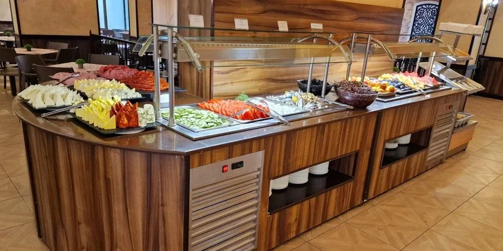 Slunečné pobřeží letecky: 4* hotel Kotva s all inclusive a dětským klubem Čedog