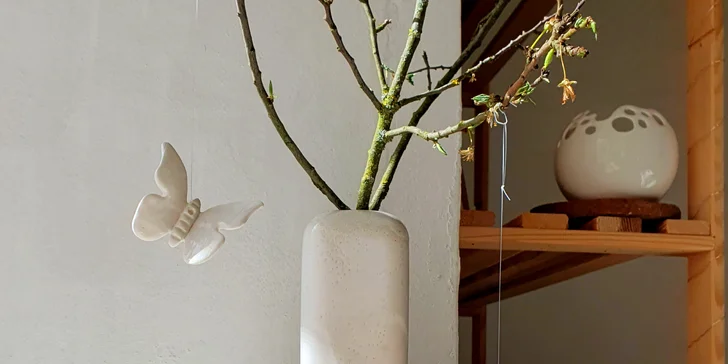 Kurz tvoření z porcelánu pro 1 nebo 2 osoby: šperky, svícny i aromalampy vč. glazování