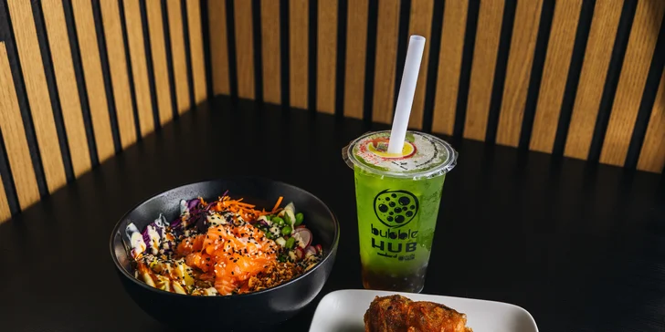 Havajský poke bowl podle výběru ze 3 druhů a bubble tea na odnos s sebou