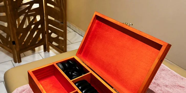 60-90minutová masáž dle výběru: klasická, lymfatická i lávové kameny