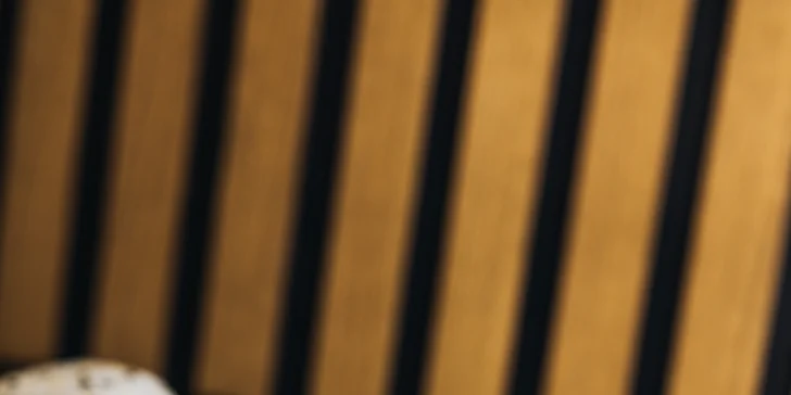 Pestré sety 18–78 ks sushi s lososem, tuňákem či zeleninou vč. bubble tea na odnos s sebou