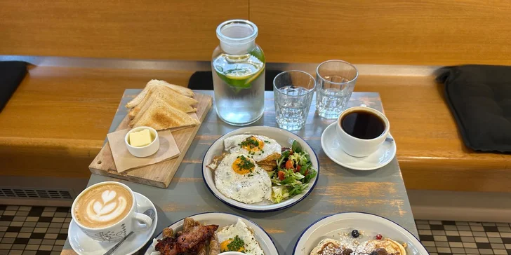 Snídaně pro 1 nebo 2 osoby v kavárně na Vyšehradě: farmářské dobroty, káva v ceně