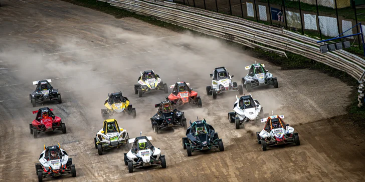Jízda ve speciální závodní buggy Kartcross na 4 tratích po celé ČR i s certifikátem, záznamem a občerstvením