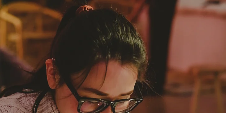 Kurz tvorby mozaiky v ateliéru na Vinohradech pro 1 nebo 2 osoby