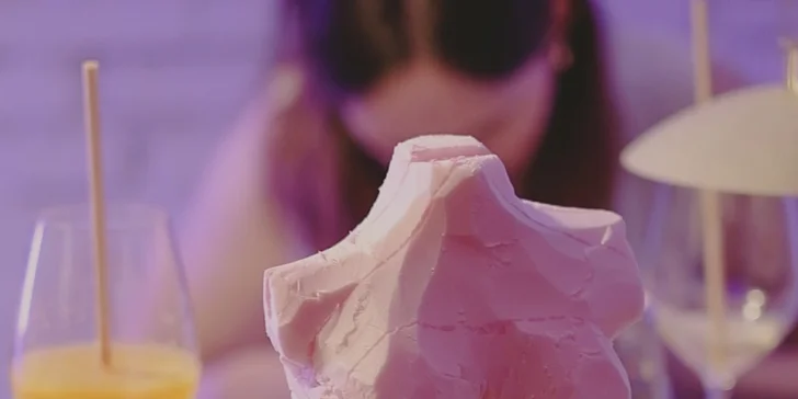 Jedinečné umělecké dílo: tvorba diskotékové sochy pro 1 nebo 2 osoby