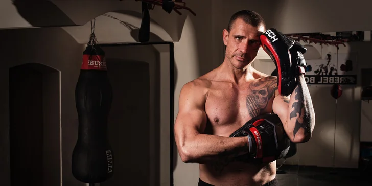 1 či 10 osobních tréninků boxu s Robertem Rosenbergem pro začátečníky i pokročilé