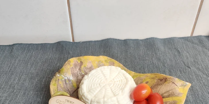 Poznejte cestu mléka a staňte se na den sýrařem: od dojení až k výrobě sýra, pro 1–4 osoby