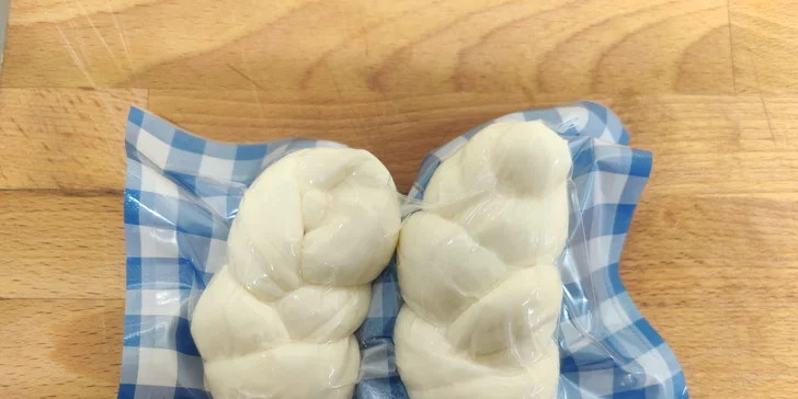 Poznejte cestu mléka a staňte se na den sýrařem: od dojení až k výrobě sýra, pro 1–4 osoby