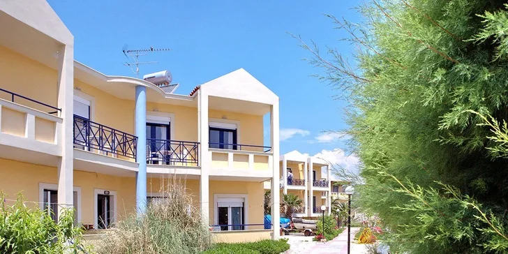 Dovolená na ostrově Lesbos: 3* apartmány u pláže, polopenze i letenky