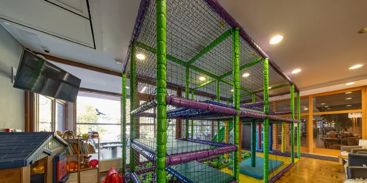 Stylové apartmány na Štrbském Plese vč. snídaně a privátního wellness