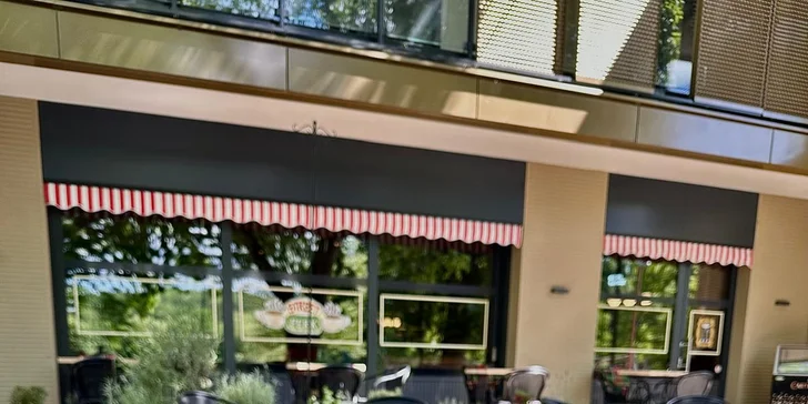 Otevřený voucher v hodnotě 500 Kč na cokoliv v kavárně Street Perk