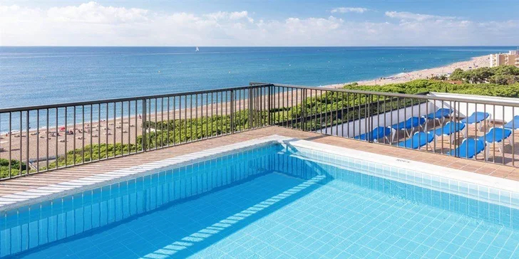 Costa Brava letecky: 4* hotel s polopenzí či all inclusive, 150 m od pláže