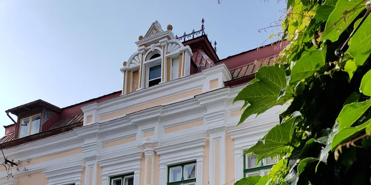 Pohádkový pobyt v centru Piešťan: oblíbená vila se snídaní i privátní wellness