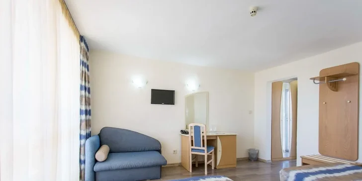 Dovolená v Bulharsku: pobyt ve 4* hotelu Longosa s all inclusive, 200 m od pláže, vč. letenek