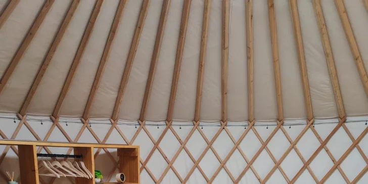 Originální ubytování v mongolské jurtě pro 2 až 4 osoby s možností snídaně