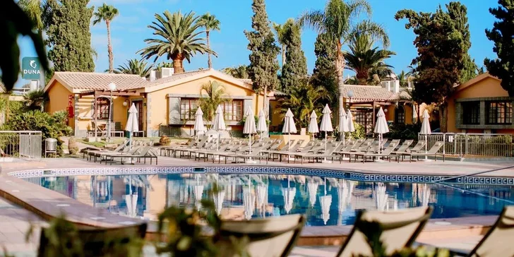 Kanárské ostrovy: 4* hotel Suites & Villas by Dunas, pláž s Modrou vlajkou, bazény, jídlo i letenky