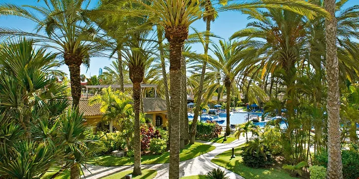 Kanárské ostrovy: 4* hotel Suites & Villas by Dunas, pláž s Modrou vlajkou, bazény, jídlo i letenky