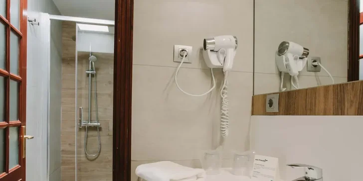 Kanárské ostrovy: 4* hotel Suites & Villas by Dunas, pláž s Modrou vlajkou, bazény, jídlo i letenky