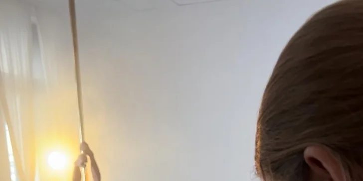 Zažijte pole dance a staňte se hvězdou: příprava na focení, soukromá lekce nebo kurz včetně natáčení