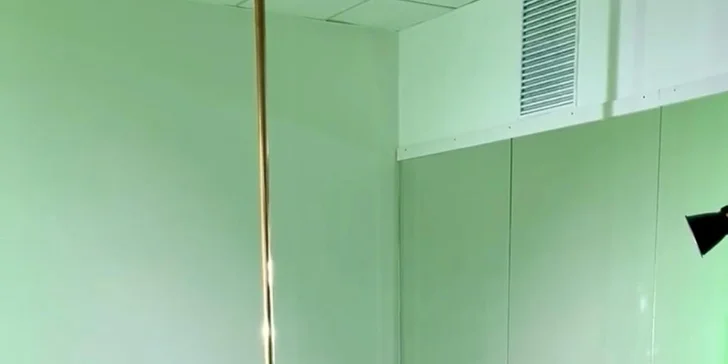 Zažijte pole dance a staňte se hvězdou: příprava na focení, soukromá lekce nebo kurz včetně natáčení