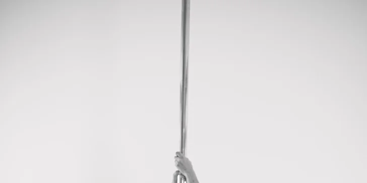 Zažijte pole dance a staňte se hvězdou: příprava na focení, soukromá lekce nebo kurz včetně natáčení