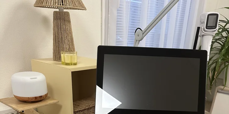 Pro mladistvou pleť: ošetření laserem Mediswiss Epila 4D Ultra včetně peelingu a masky