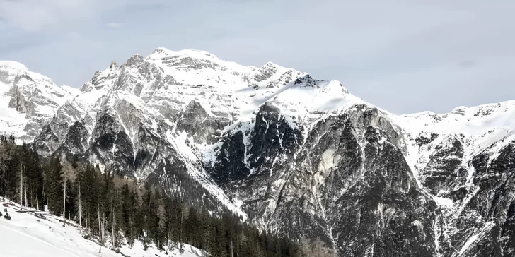 Pobyt v italských Alpách: hotel u sjezdovek a turistických tras, strava i wellness