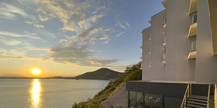 4* hotel na břehu Zemplínské šíravy: wellness, polopenze i neomezená konzumace vína