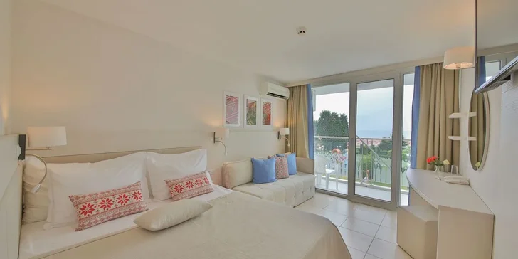 Varna letecky: hotel Kaliakra Mare**** u pláže, all inclusive, český dětský klub