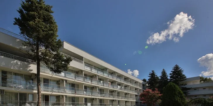 Varna letecky: hotel Kaliakra Mare**** u pláže, all inclusive, český dětský klub