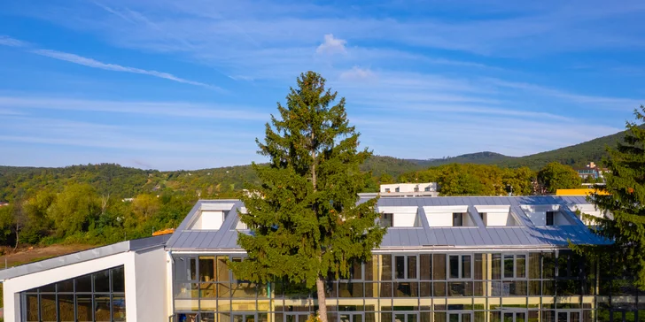 Zbrusu nové apartmány jen pár kroků od Zemplínské Šíravy se slevou na wellness i servis