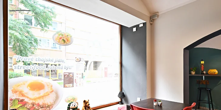 Otevřené vouchery do nové thajské restaurace Take Thai bistro: 300-1000 Kč