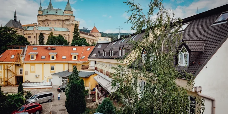 Pohádkový pobyt u zámku Bojnice se snídaněmi či polopenzí a wellness