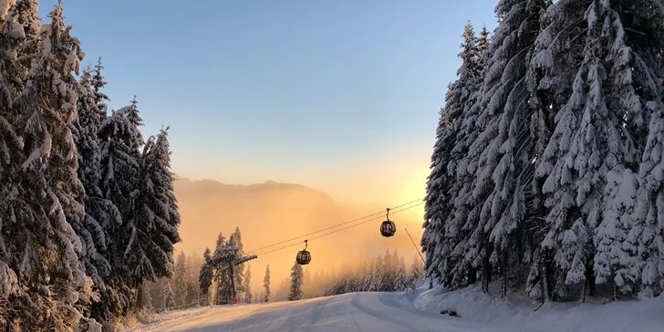 Pohodová dovolená v Alpách: tyrolský hotel s polopenzí, neomezeně sauny, více než 200 km sjezdovek