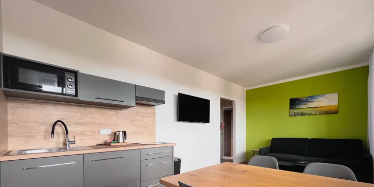 Nově zrekonstruovaný hotel na hranici Šumavy: pokoj či apartmán