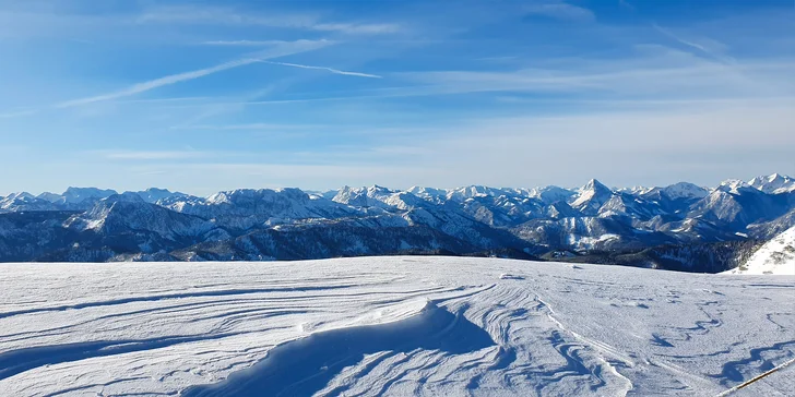 Rakouské Alpy: hotel v 1500 metrech, snídaně, sauny a lyžování