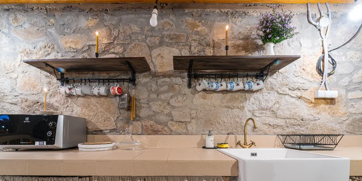 Zažijte slovenské Toskánsko: domeček uprostřed vinic v blízkosti Tokaje až pro 4 osoby