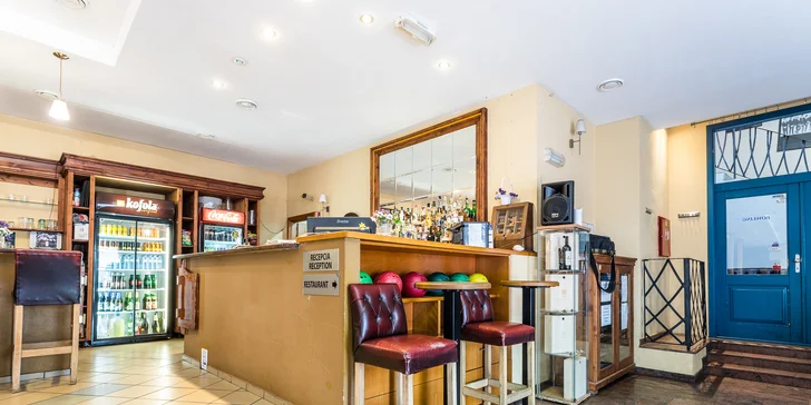 Romantika v Banské Štiavnici se snídaní, hodinou bowlingu a parkováním