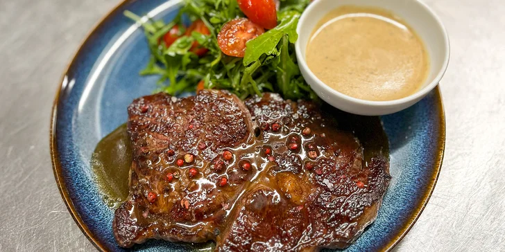 Dejte si do nosu: double rib eye steak s omáčkou a pivem Plzeň, pro 1 či 2 osoby