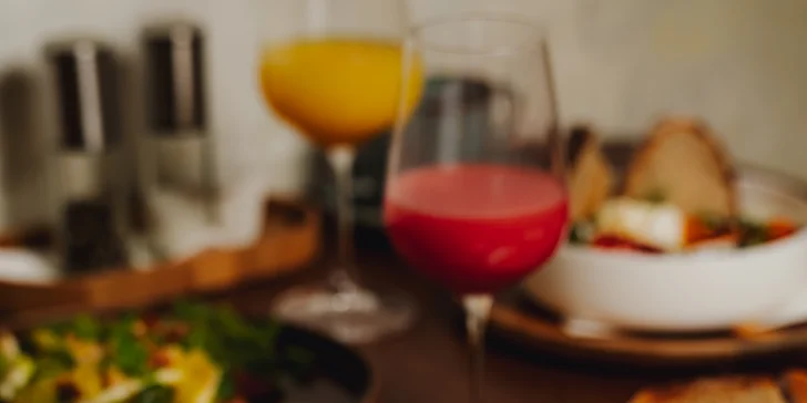 Degustace 1 až 3 druhů tapas se sklenkou vína nebo vinným párováním